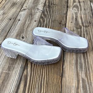 NWOT Jessica Simpson Gavena Slide